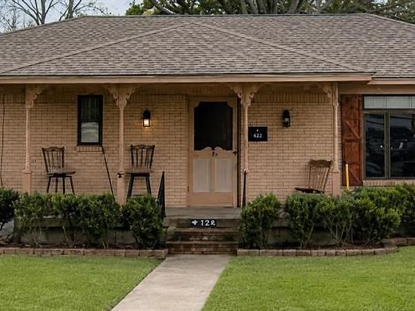 134 Laurel Lane , Lancaster, TX 75134
