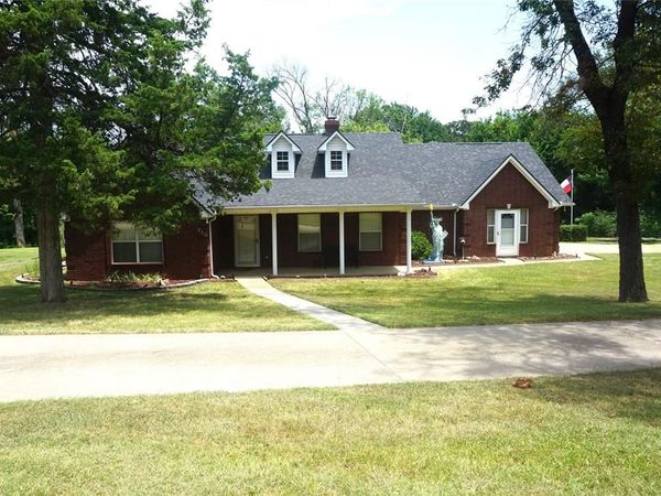 610 S Lillis Lane, Denison, TX 75020