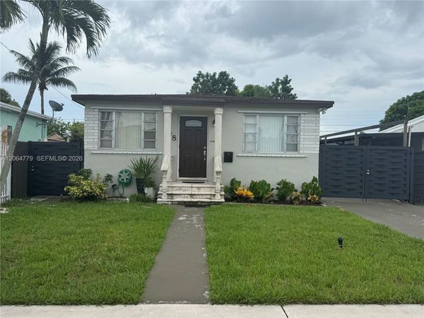 648 E 40th ST , Hialeah, FL 33013