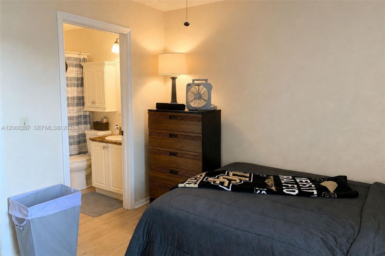 2550 N Alafaya Trail , Unit 12203, Orlando, FL 32826 Photo