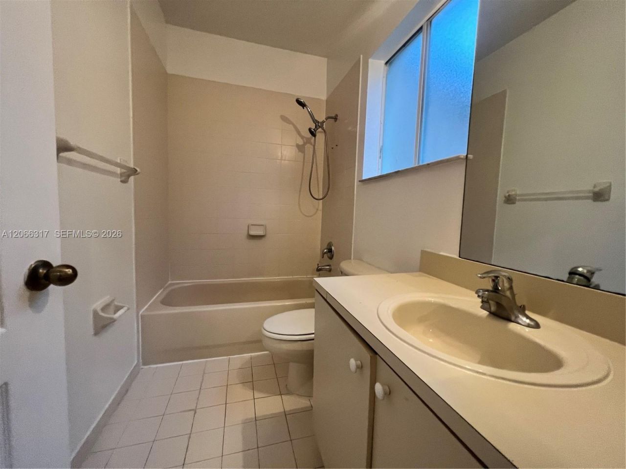 8564 SW 214th Way , Cutler Bay, FL 33189 Photo