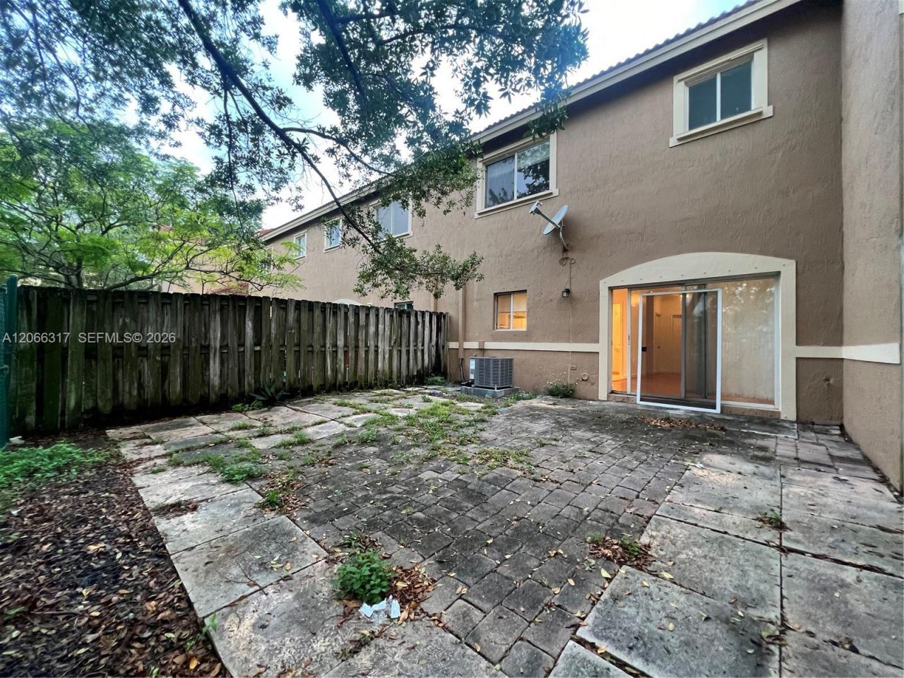 8564 SW 214th Way , Cutler Bay, FL 33189 Photo