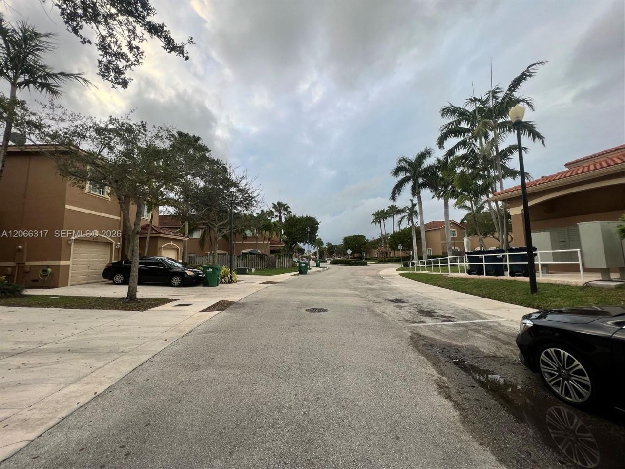 8564 SW 214th Way , Cutler Bay, FL 33189 Photo