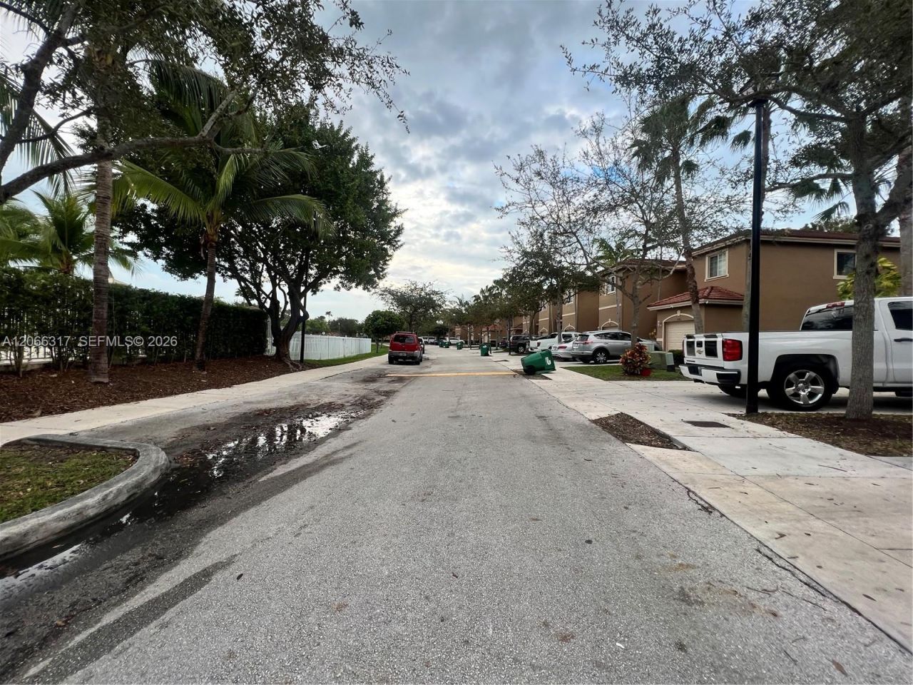8564 SW 214th Way , Cutler Bay, FL 33189 Photo