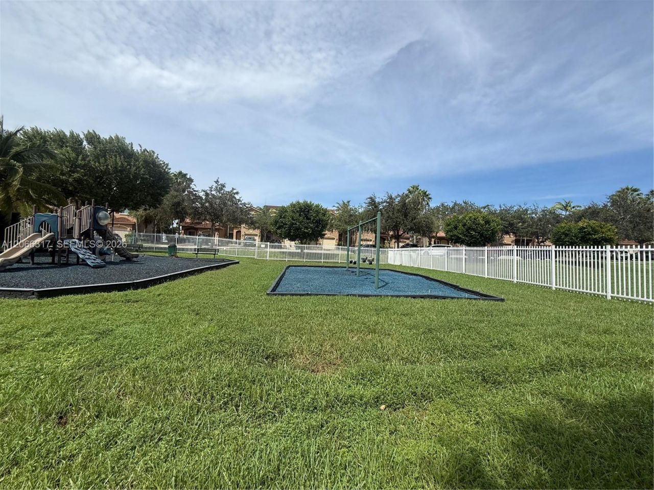 8564 SW 214th Way, Cutler Bay, FL 33189 Photo