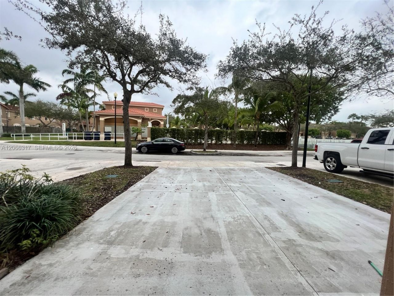 8564 SW 214th Way , Cutler Bay, FL 33189 Photo