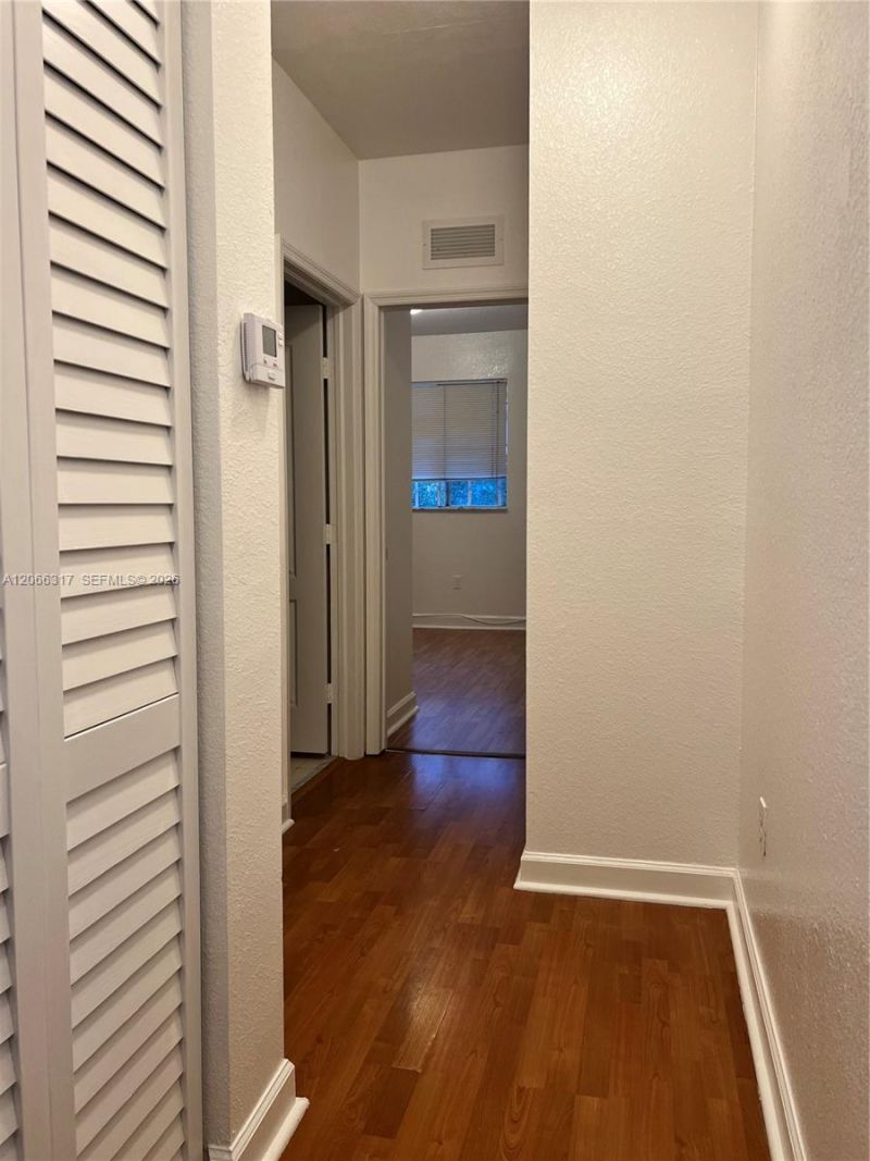 8564 SW 214th Way , Cutler Bay, FL 33189 Photo