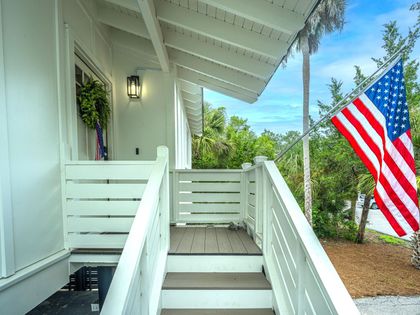 25 Sandcrab Court Isle Of Palms, SC 29451
