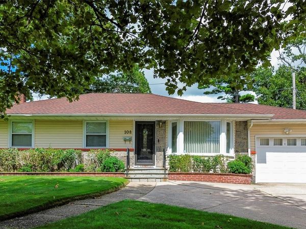 108 Marcus Avenue , New Hyde Park, NY 11040