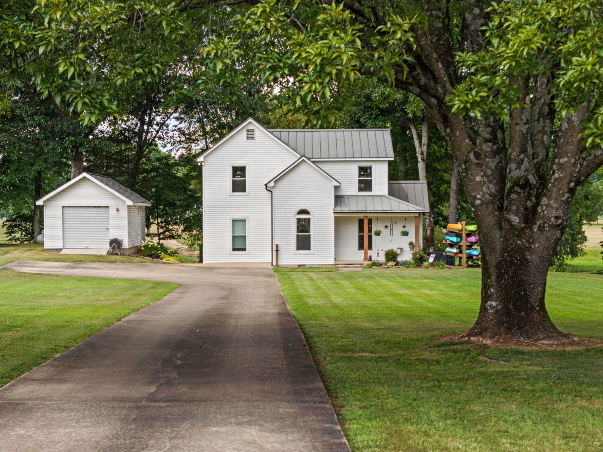 385 County Road 416, Killen, AL 35645 Main Photo