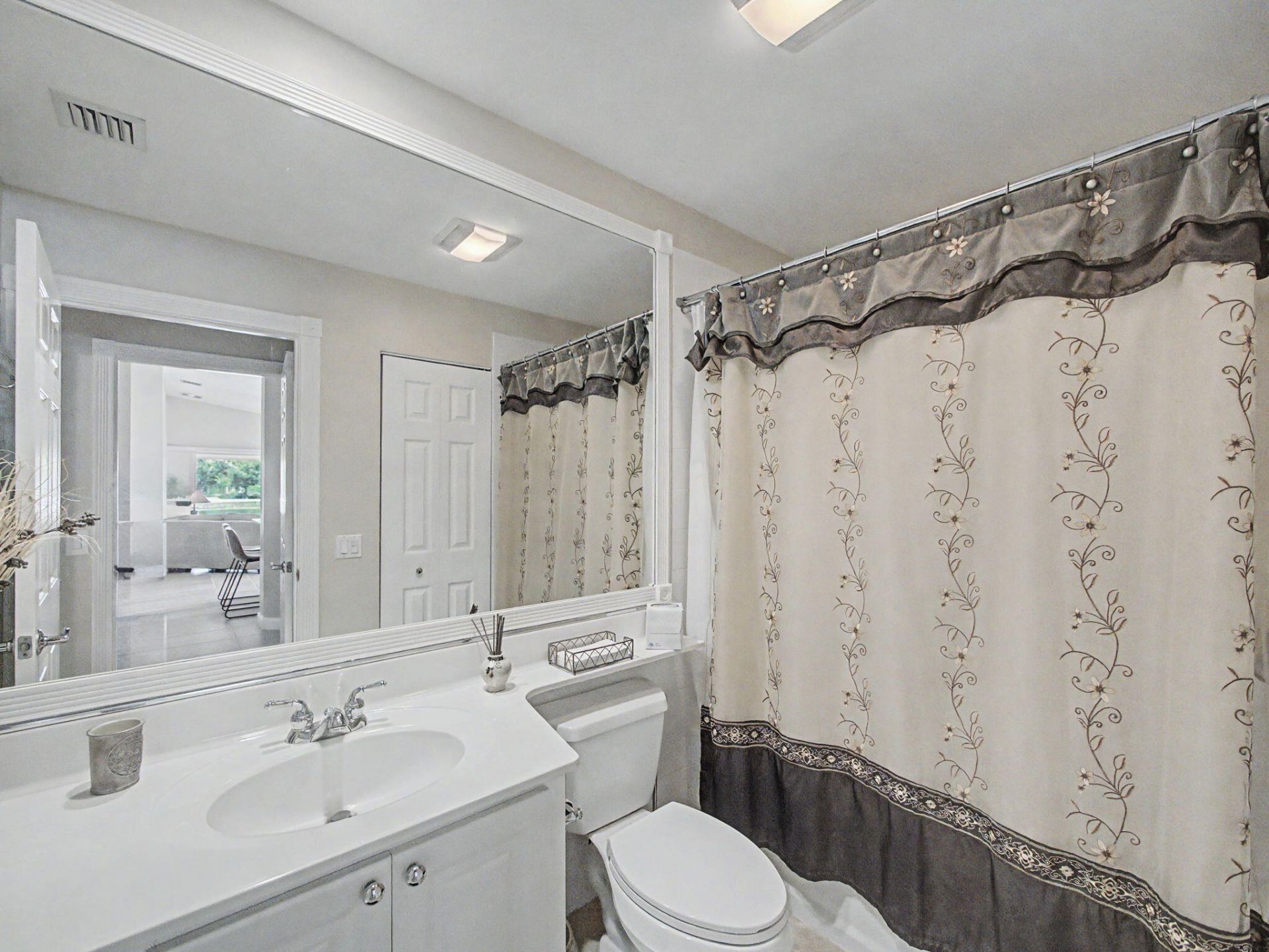 10617 SW Hartwick Drive, Port Saint Lucie, FL 34987 Photo