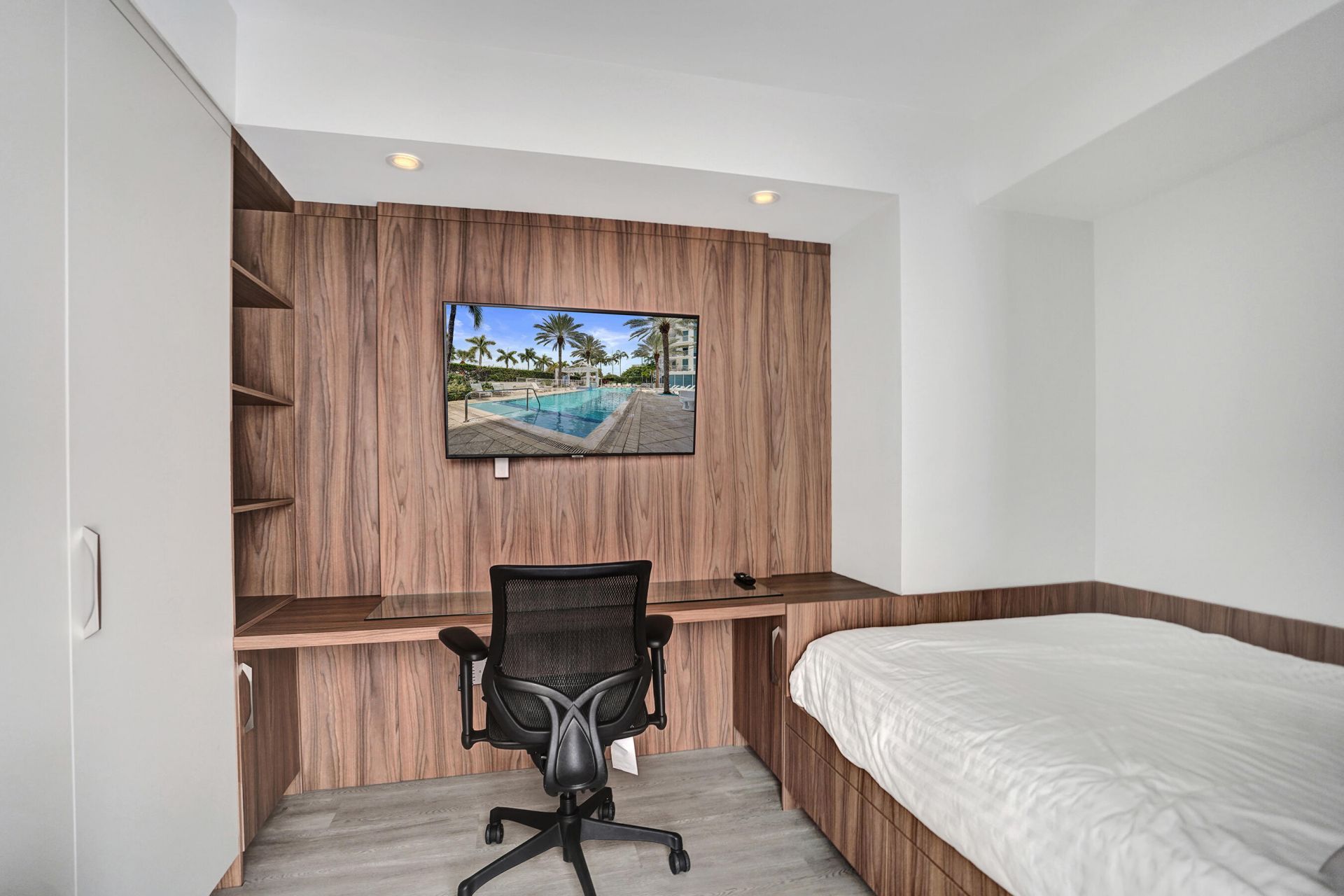 2821 N Ocean Boulevard, Unit 1106S, Fort Lauderdale, FL 33308 Photo