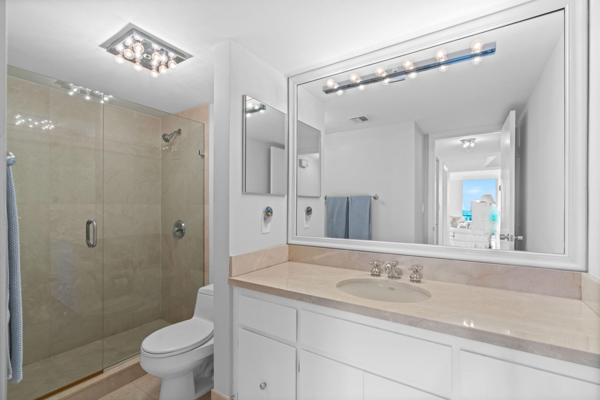5550 N Ocean Drive, Unit 5c, Singer Island, FL 33404 Photo