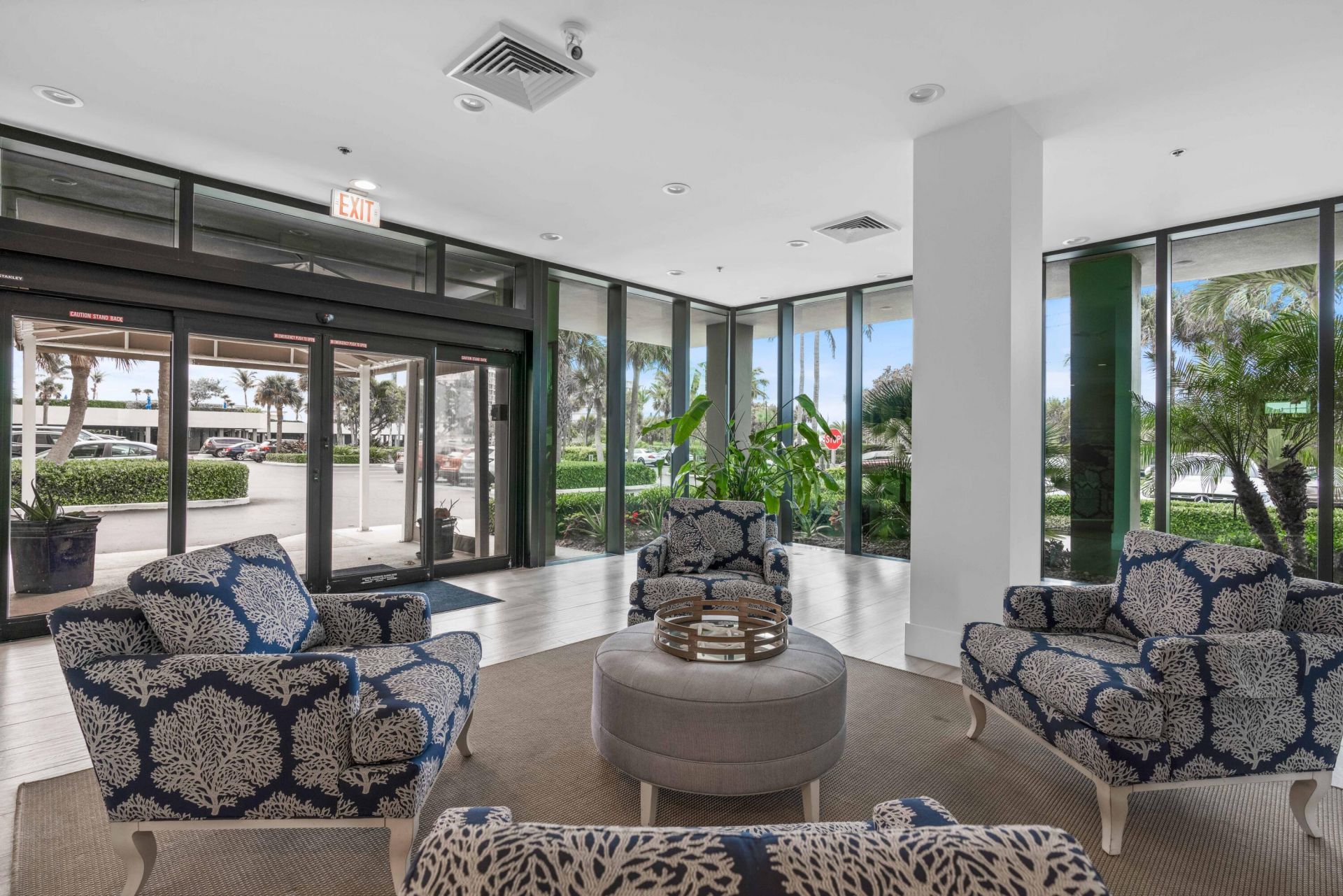 5550 N Ocean Drive, Unit 5c, Singer Island, FL 33404 Photo