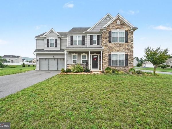 101 BLUE MOUNTAIN BOULEVARD, CARLISLE, PA 17013