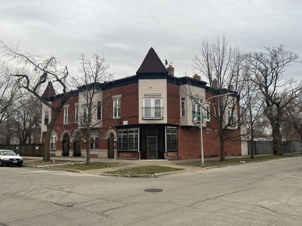 3921 W Huron Street , Unit 3, Chicago, IL 60624