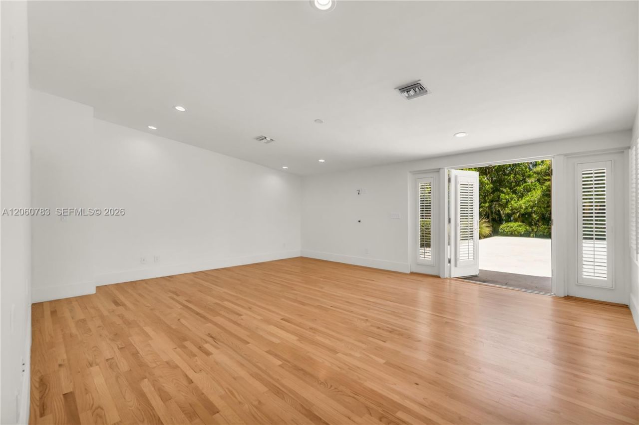 451 Ridge Rd , Coral Gables, FL 33143 Photo