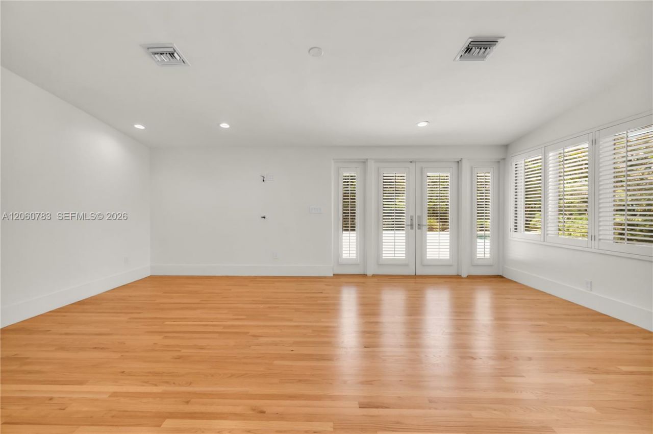 451 Ridge Rd , Coral Gables, FL 33143 Photo