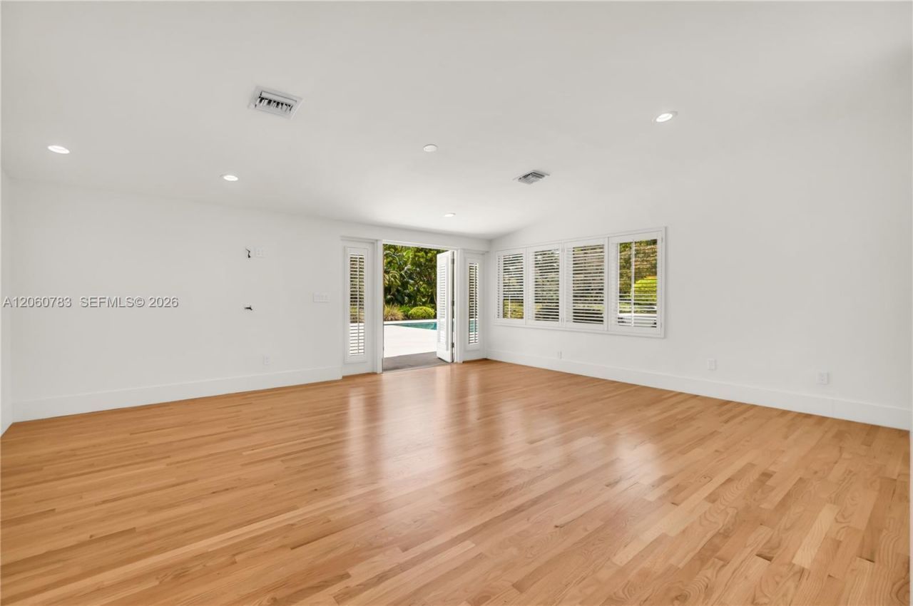 451 Ridge Rd , Coral Gables, FL 33143 Photo