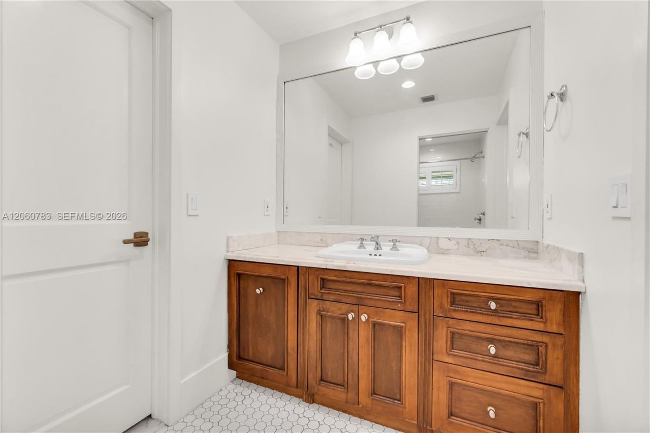 451 Ridge Rd , Coral Gables, FL 33143 Photo