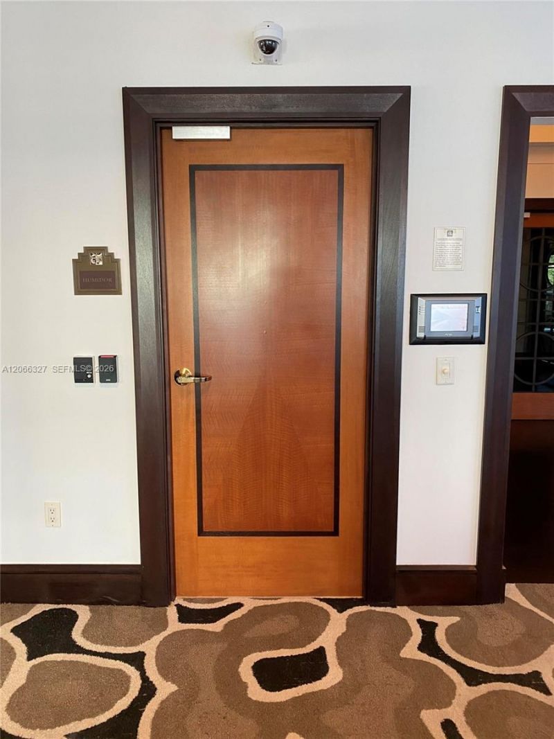 610 W Las Olas Blvd, Unit 913N, Fort Lauderdale, FL 33312 Photo