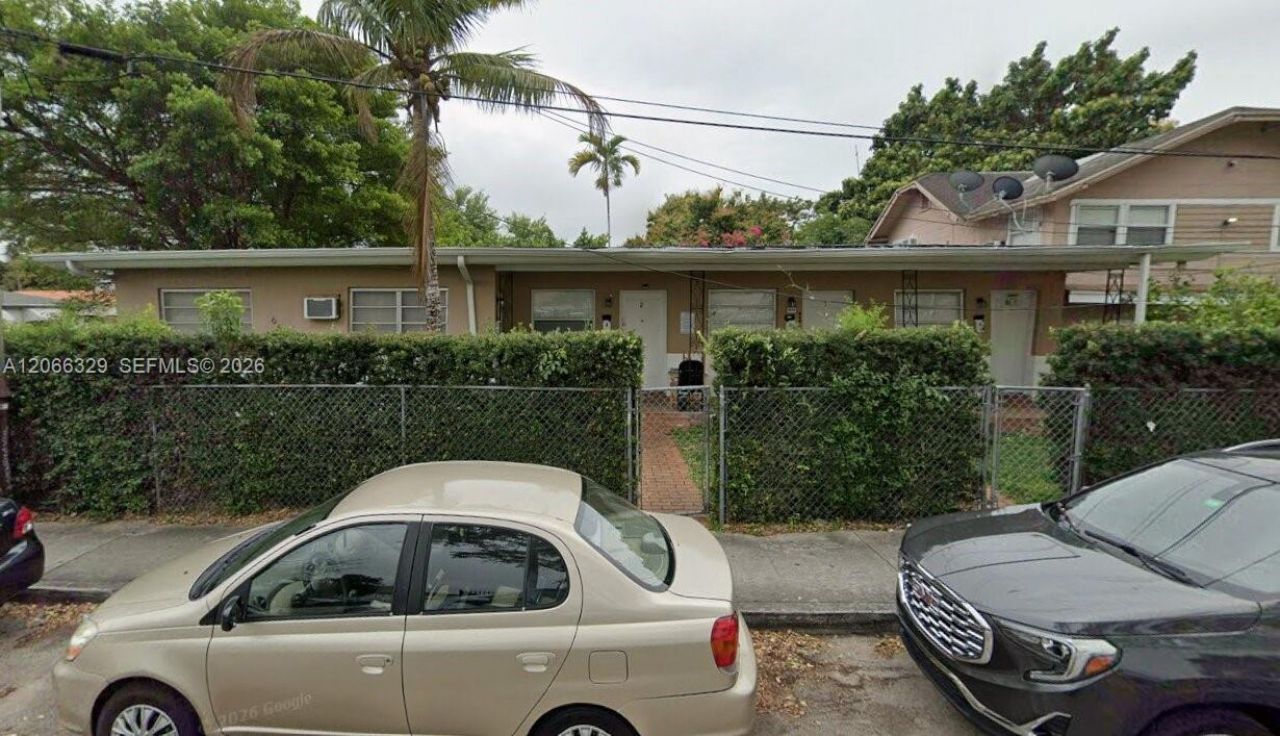 640 SW 5th St , Unit 4, Miami, FL 33130 Photo