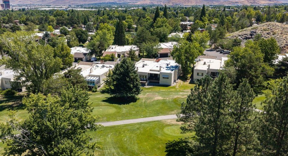 4881 W Lakeridge Terrace, Reno, NV 89509 Photo