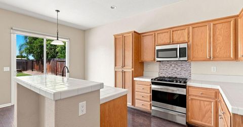 210 Ashwood Ct, Lincoln, CA 95648 Photo