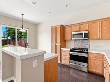 210 Ashwood Ct, Lincoln, CA 95648 Photo