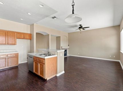 210 Ashwood Ct, Lincoln, CA 95648 Photo