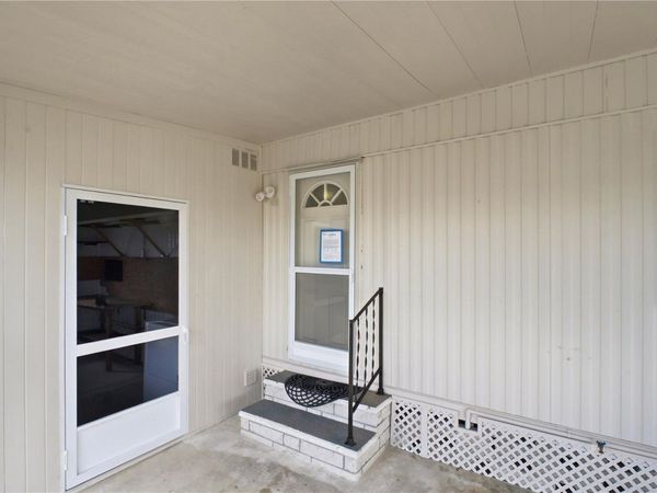 6711 CLEMENS BOULEVARD , PORT RICHEY, FL 34668