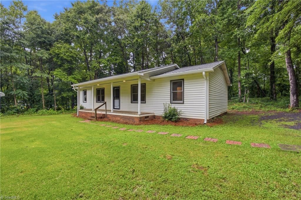 723 Branson Mill Road, Randleman, NC 27317 Main Photo