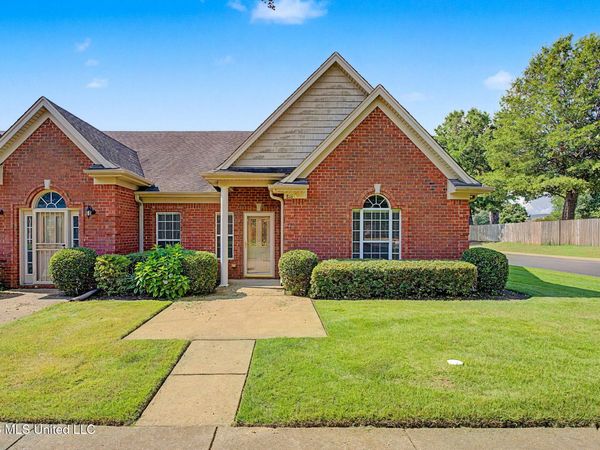 816 Cardinal Lane, Hernando, MS 38632