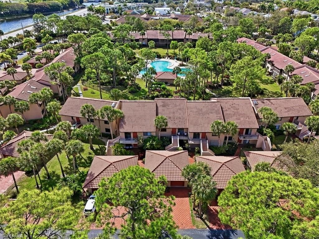3219 Horse Carriage Way, Unit 3, Naples, FL 34105 Photo