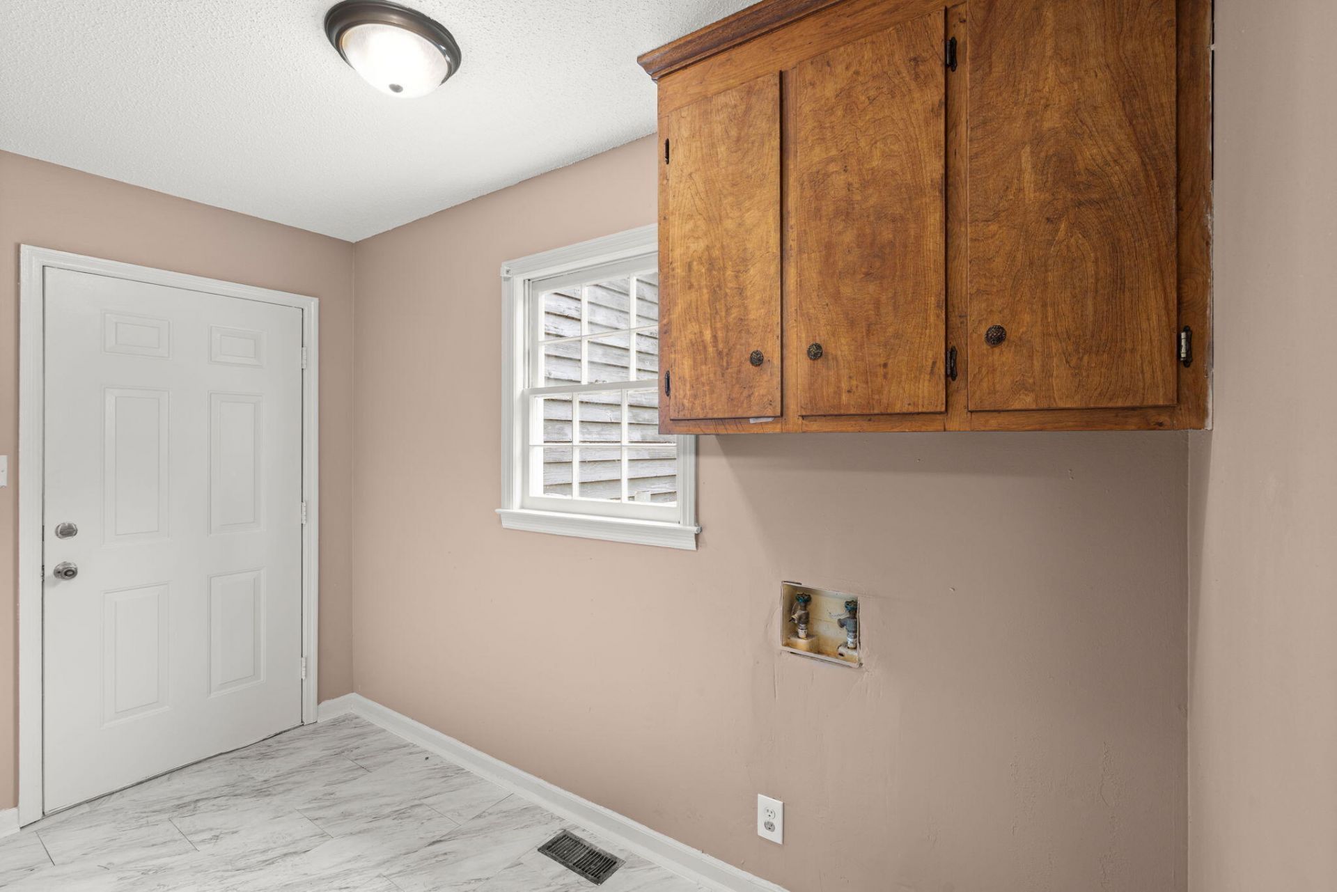 105 Dragonfly Court Photo 14