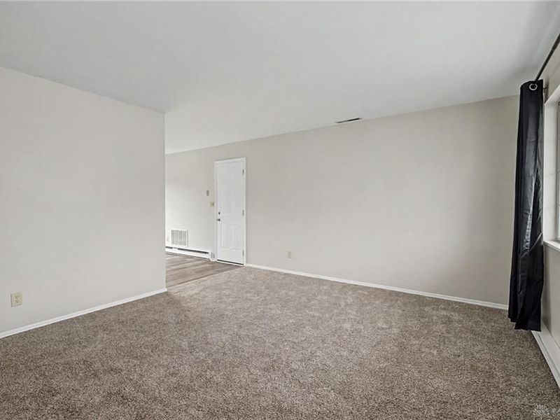 286 Kansas Drive, Xenia, OH 45385 Photo 6
