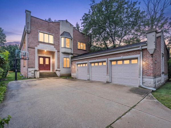 2935 Keystone Road , Northbrook, IL 60062