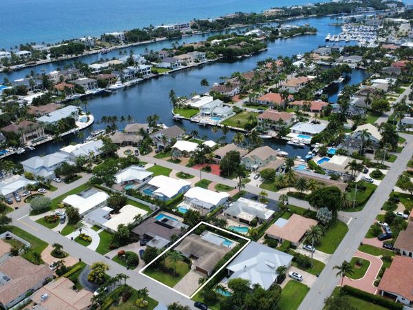 2832 NE 34TH Street, Lighthouse Point, FL 33064