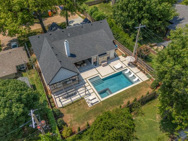 3215 S Troost Avenue, Tulsa, OK 74105
