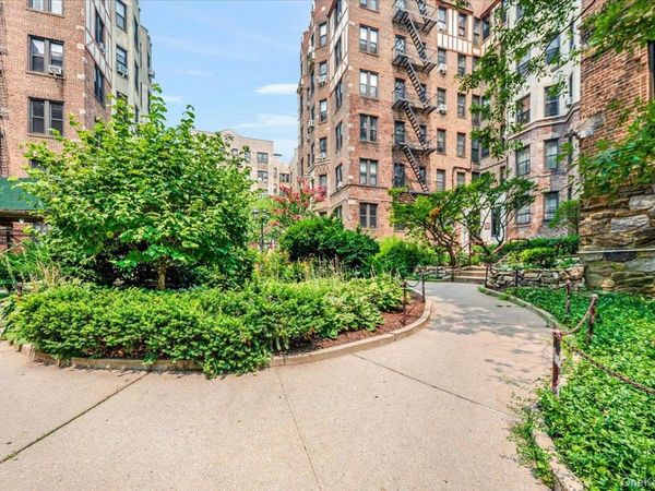 758 Brady Court , Unit 214, Bronx, NY 10462