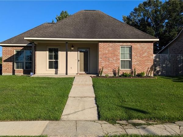 9725 KINGLET Drive, Baton Rouge, LA 70809