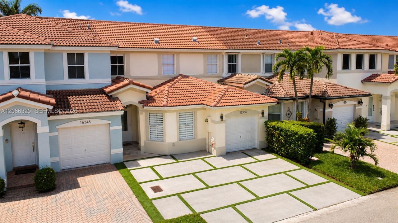 16354 SW 48th Ter, Miami, FL 33185 Photo