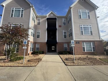 2511 Huntscroft Lane, Unit 101, Raleigh, NC 27617
