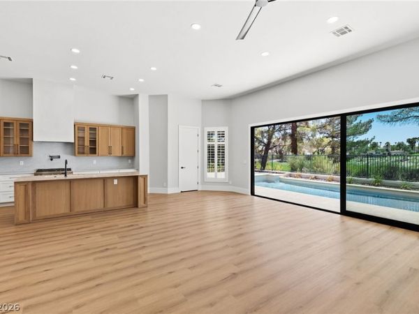 8649 Robinson Ridge Drive, Las Vegas, NV 89117