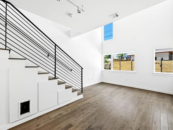 2002 E 7th ST, Unit 241, Austin, TX 78702