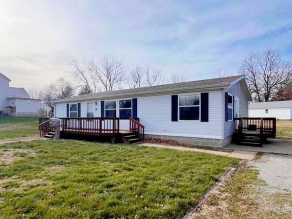 535 S 10th Street, Warsaw, IL 62379