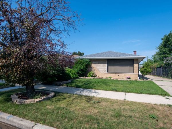 9334 S Cregier Avenue , Chicago, IL 60617