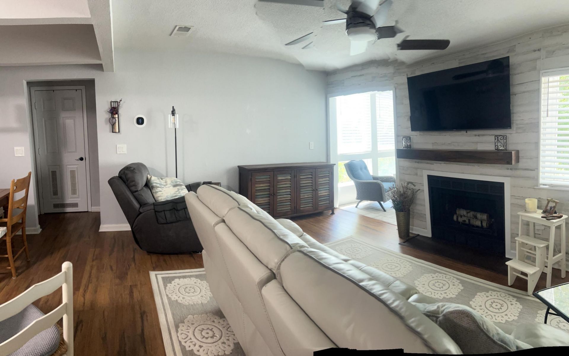 264 Alexandra Drive Photo 6
