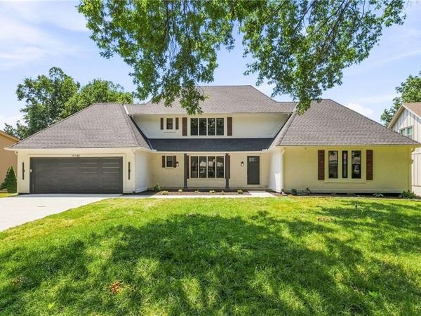 10140 Mackey Street, Overland Park, KS 66212