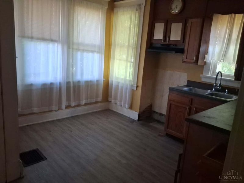 3603 Puhlman Avenue, Cheviot, OH 45211 Photo 8